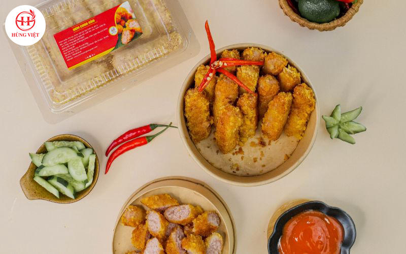 Nem chua rán tuy ra đời muộn nhưng lại được đông đảo thực khách yêu thích