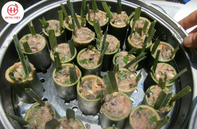 Cách làm ốc nhồi ống tre siêu đơn giản, ăn là mê