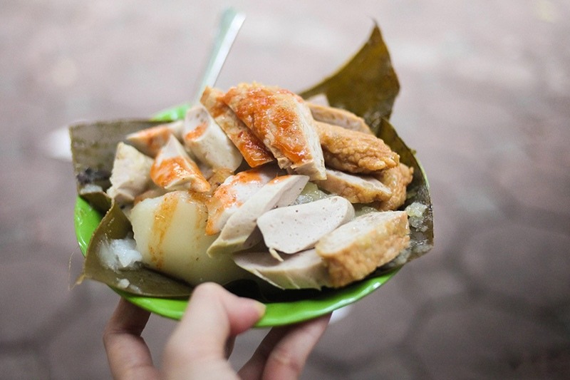 Ăn kèm bánh giò