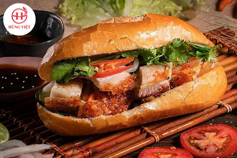Top 10 Topping Bánh Mì Ngon Nhất