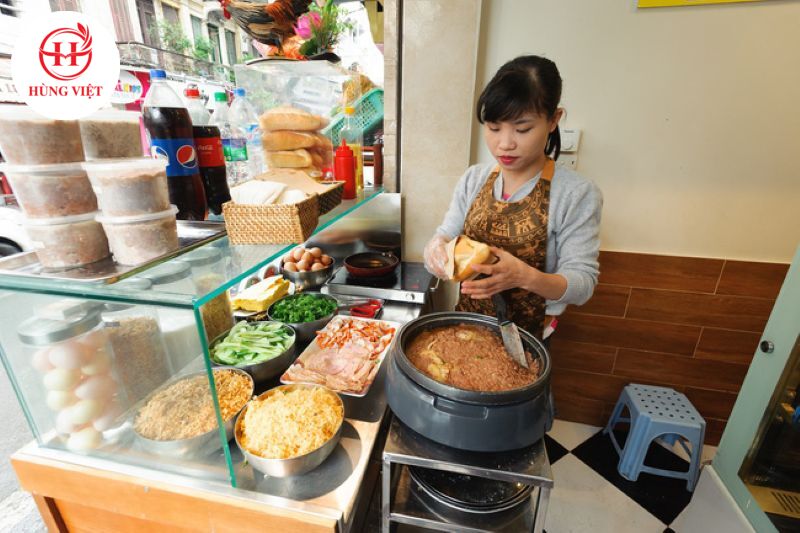 Top 10 Topping Bánh Mì Ngon Nhất
