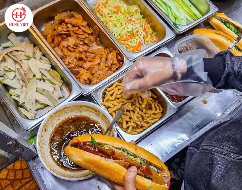 Nguồn Nhập Sỉ Nguyên Liệu Cho Quán Bánh Mì Giá Rẻ 2025