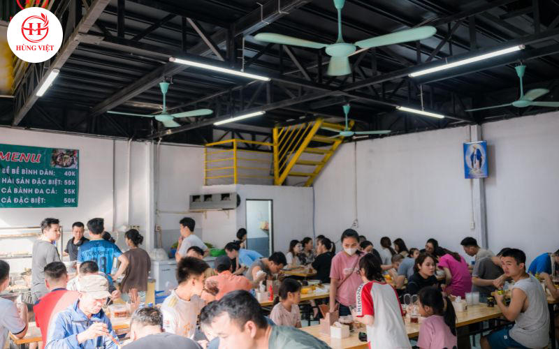 Gợi ý 5 cách trang trí quán ăn vặt nhỏ đẹp hút khách