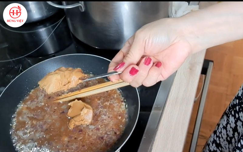 Công thức bánh mì nem nướng thơm ngon