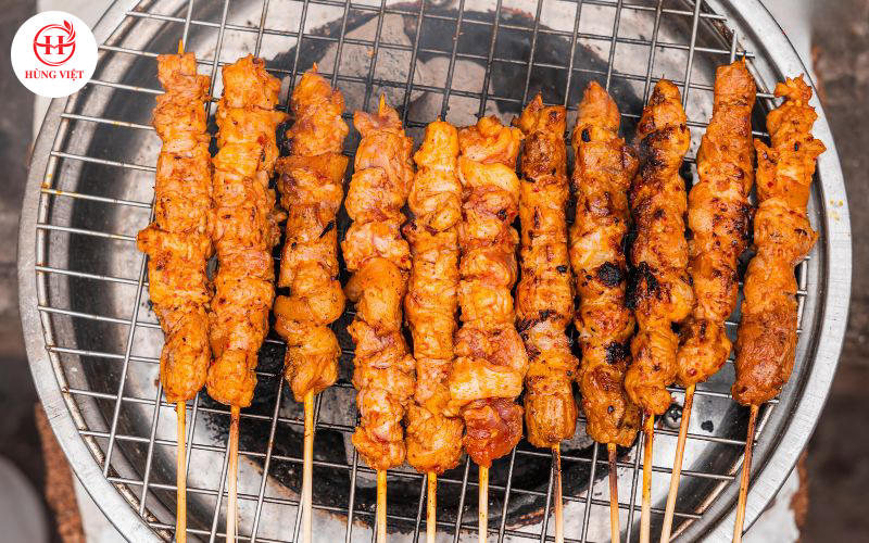 Nem nướng Nha Trang - món ăn vẫn luôn được nhiều thực khách yêu thích