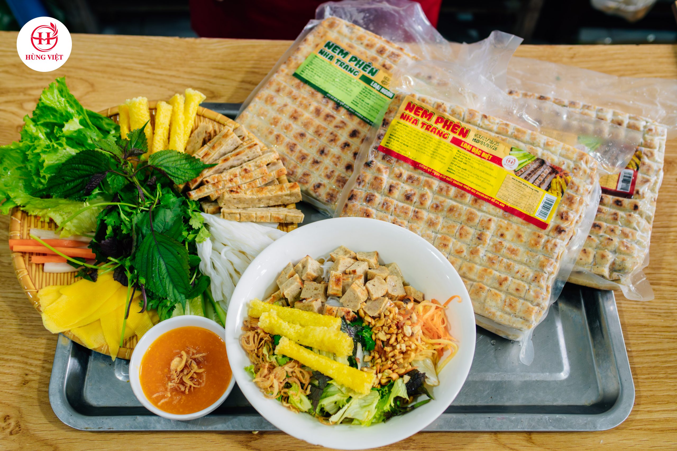 Nem phên Hùng Việt nướng sẵn có cần làm nóng lại không