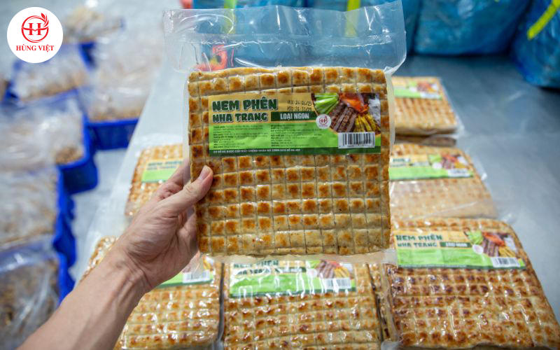 Nem phên Hùng Việt nướng sẵn có cần làm nóng lại không