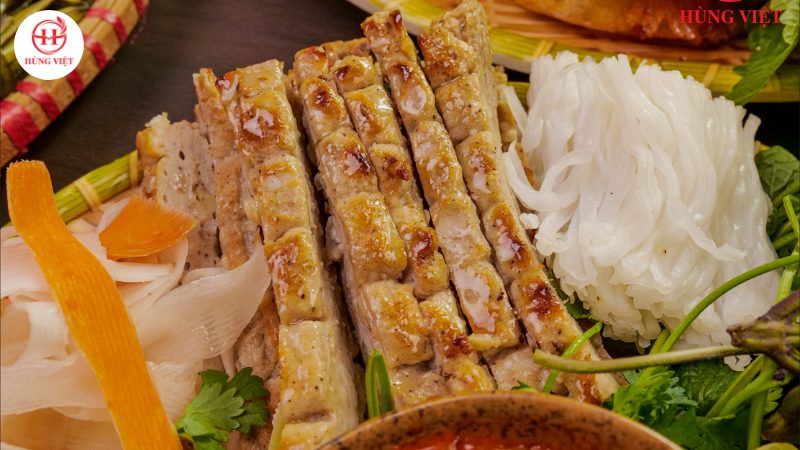 Nem hồ lô nướng sẵn có gì khác so với nem nướng Nha Trang 