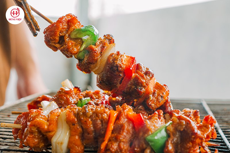 Hướng dẫn làm thịt xiên rau củ từ Thịt xiên sống ướp sẵn Hùng Việt