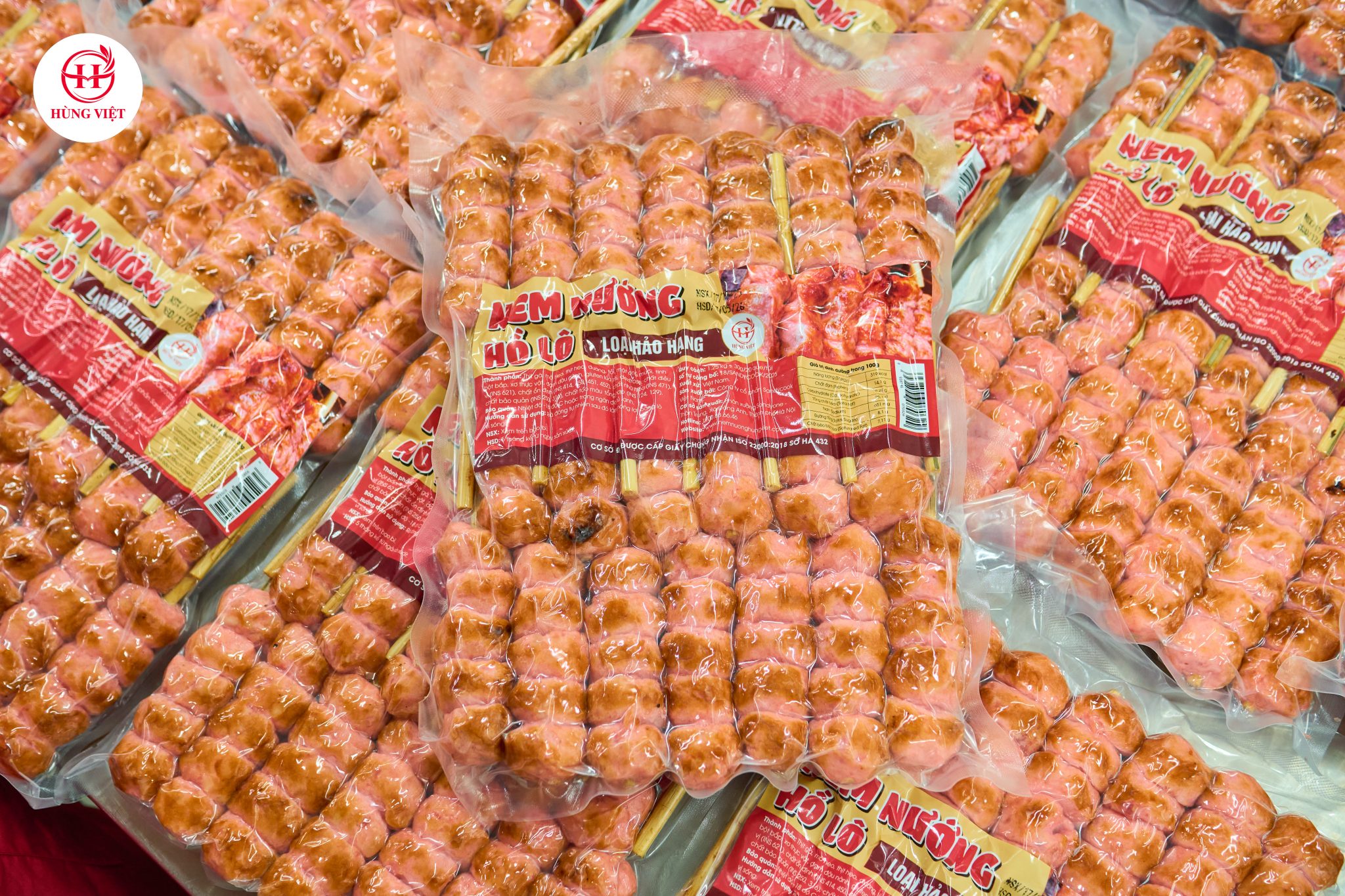 Nem nướng hồ lô được làm từ những nguyên liệu nào