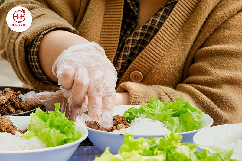 Nâng Tầm Quán Ăn Với Menu Bún Thịt Nướng Nem Lụi Chuẩn Vị Cố Đô