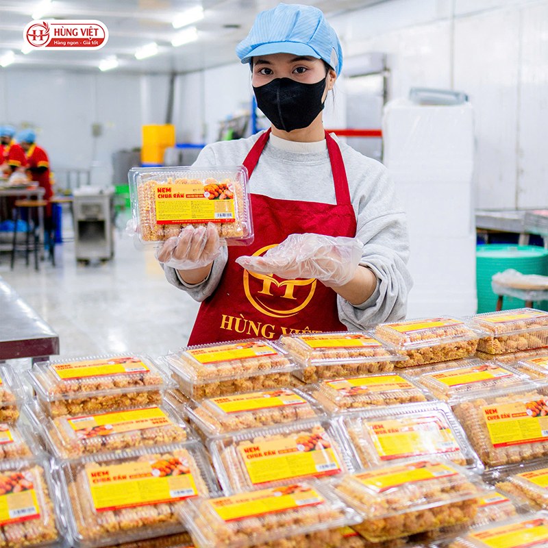 Nem chua rán loại đặc biệt có hương vị thơm ngon, hấp dẫn