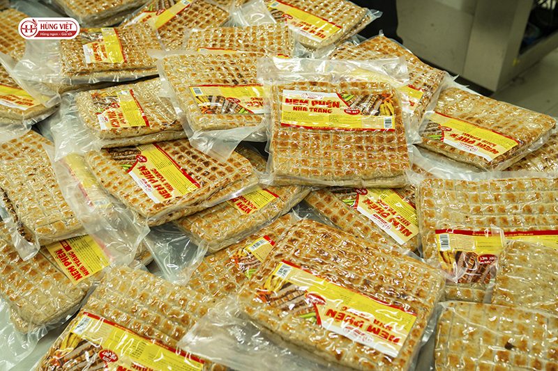 Hùng Việt phân phối số lượng lớn nem nướng Nha Trang giá sỉ