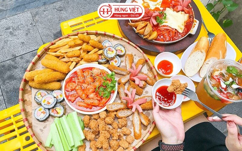 Bí quyết kinh doanh đồ ăn vặt Hot TikTok đông khách