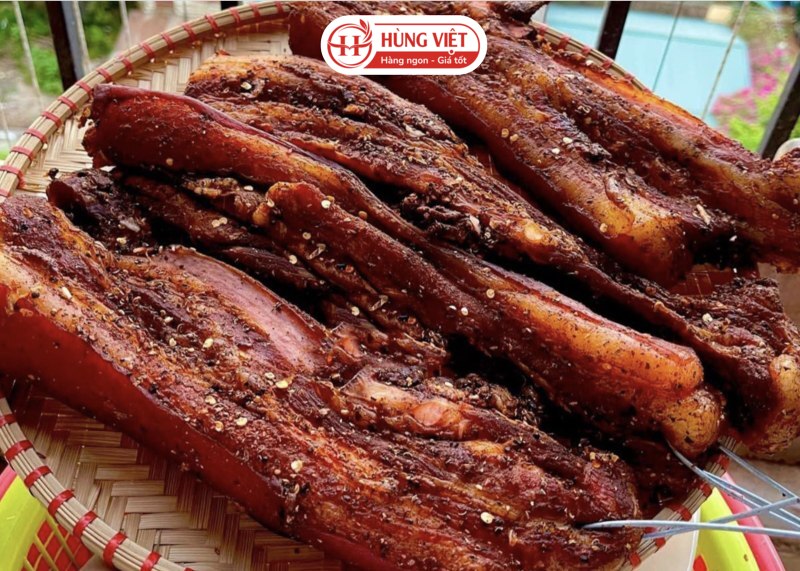 Cách làm thịt ba chỉ một nắng đậm đà, da giòn rụm tại nhà