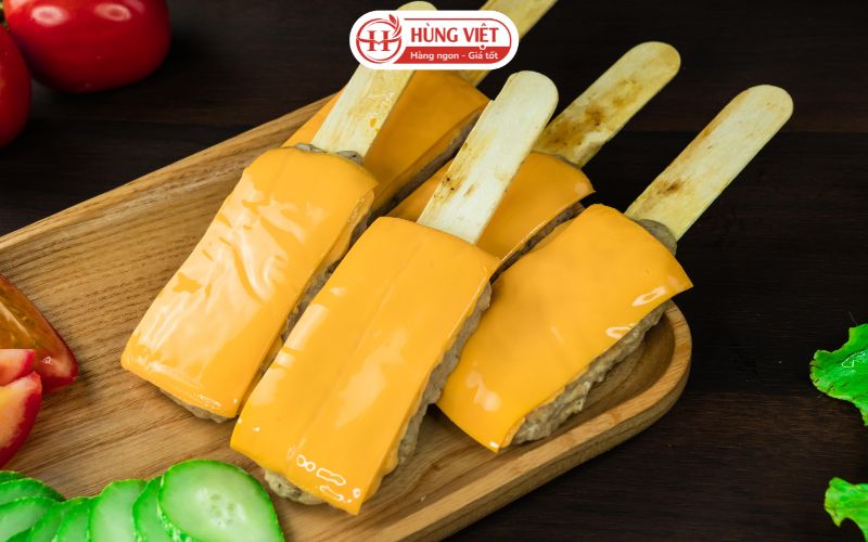 Nem kem phô mai cơn sốt kéo sợi đầy hấp dẫn