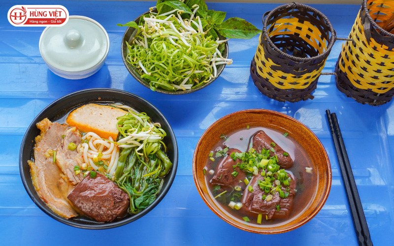 Bún bò Huế