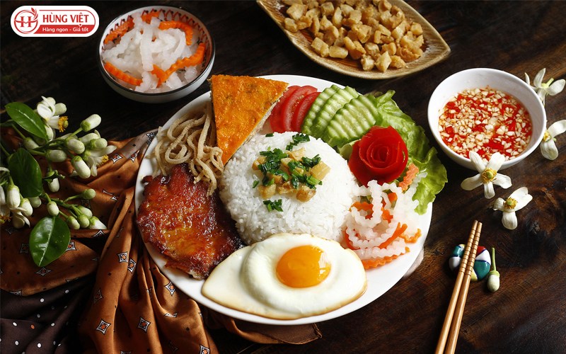 Cơm sườn nướng