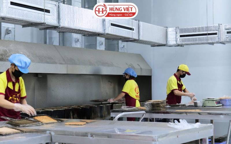 Nguồn sỉ đồ ăn vặt cho quán ăn nhanh chất lượng, giá tận gốc ở đâu?