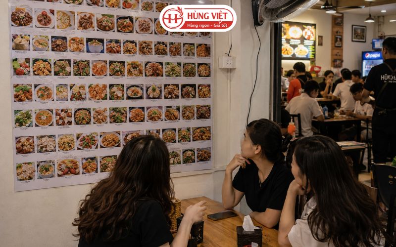 Xây dựng các combo ăn trưa cho khách hàng văn phòng