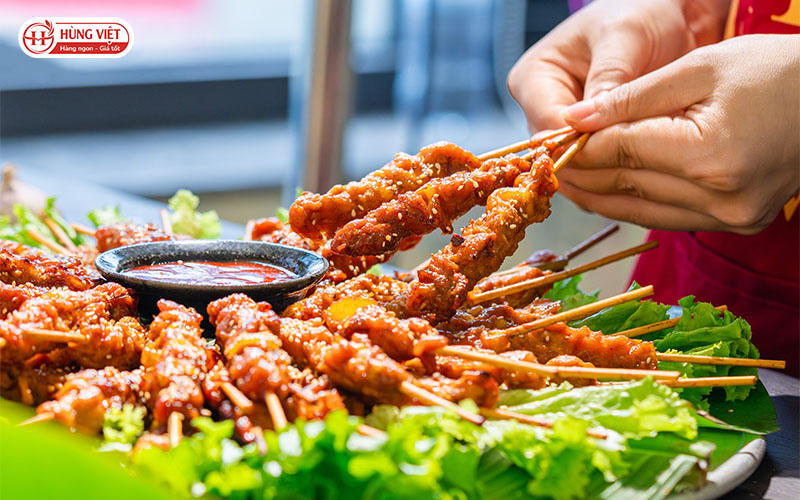 Cách Nướng Thịt Xiên Không Bị Cháy: 10 Bí Quyết Giúp Thịt Mềm, Thơm, Chín Đều