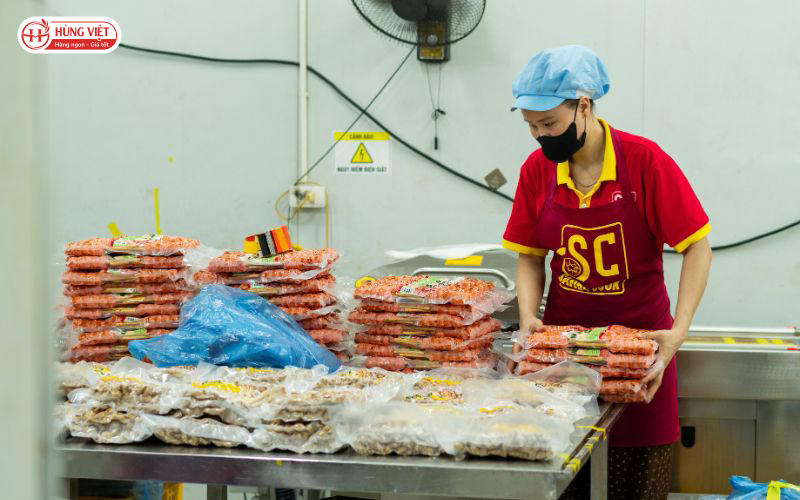 Sỉ Nem Nướng Hồ Lô Ở Hà Nội