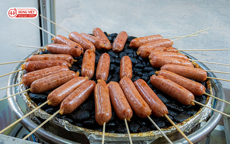Top topping bán kèm nem nướng