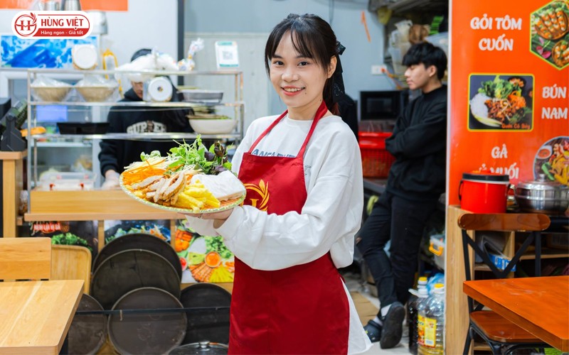 Bí Quyết SEO Google Maps Quán Ăn Lên Top Đỉnh Cao Cùng Hùng Việt Food