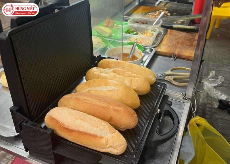 Kẹp nóng bánh mì